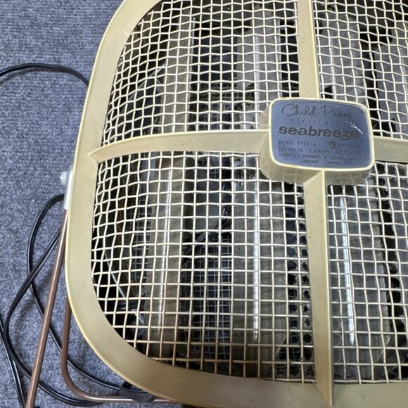 Vintage SEABREEZE Child Proof Fan - Picture 4 of 14
